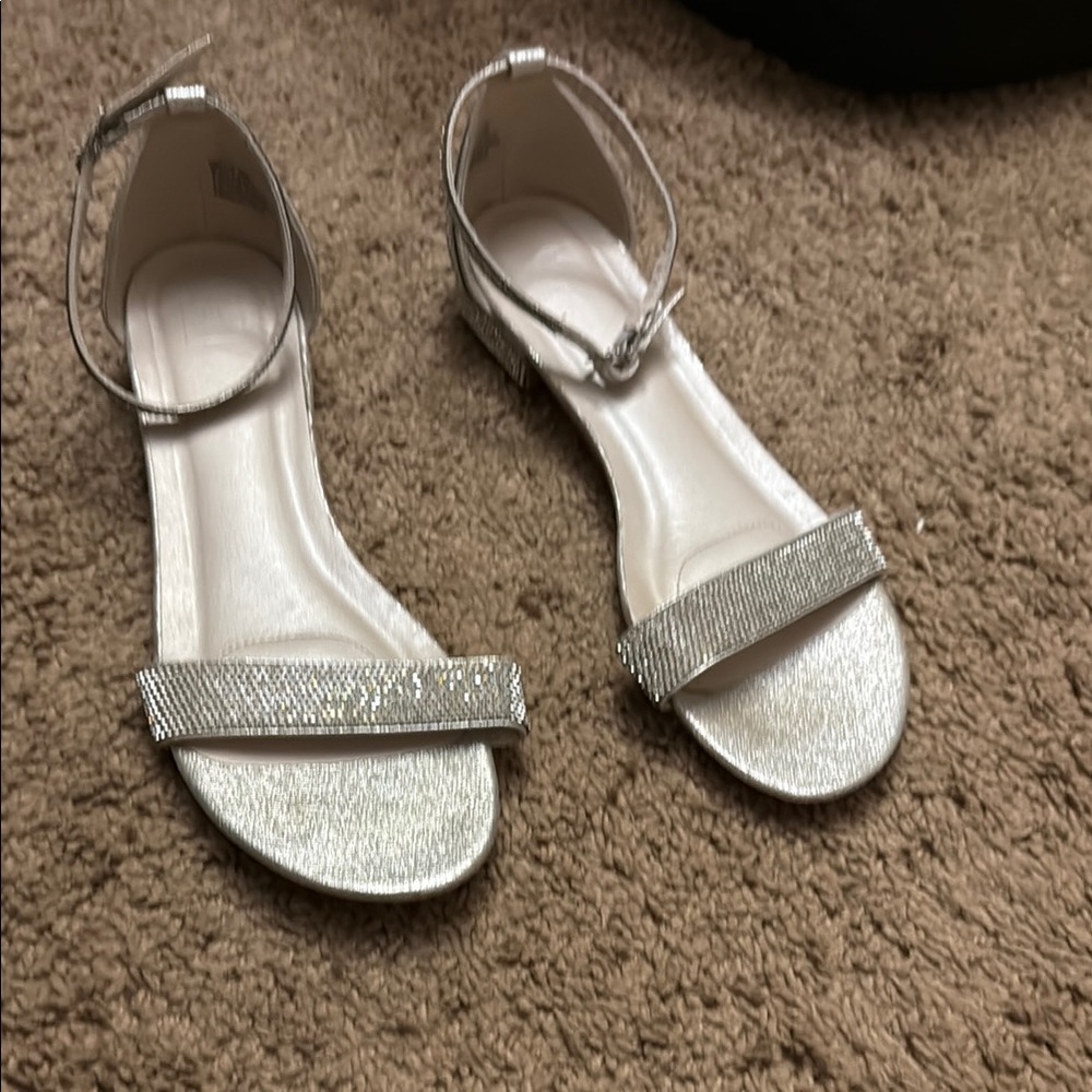 Chic Silver Women's Sandals